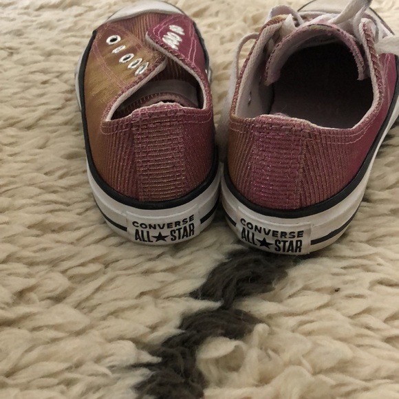 Girl pink sparkle converse. - Picture 2 of 3